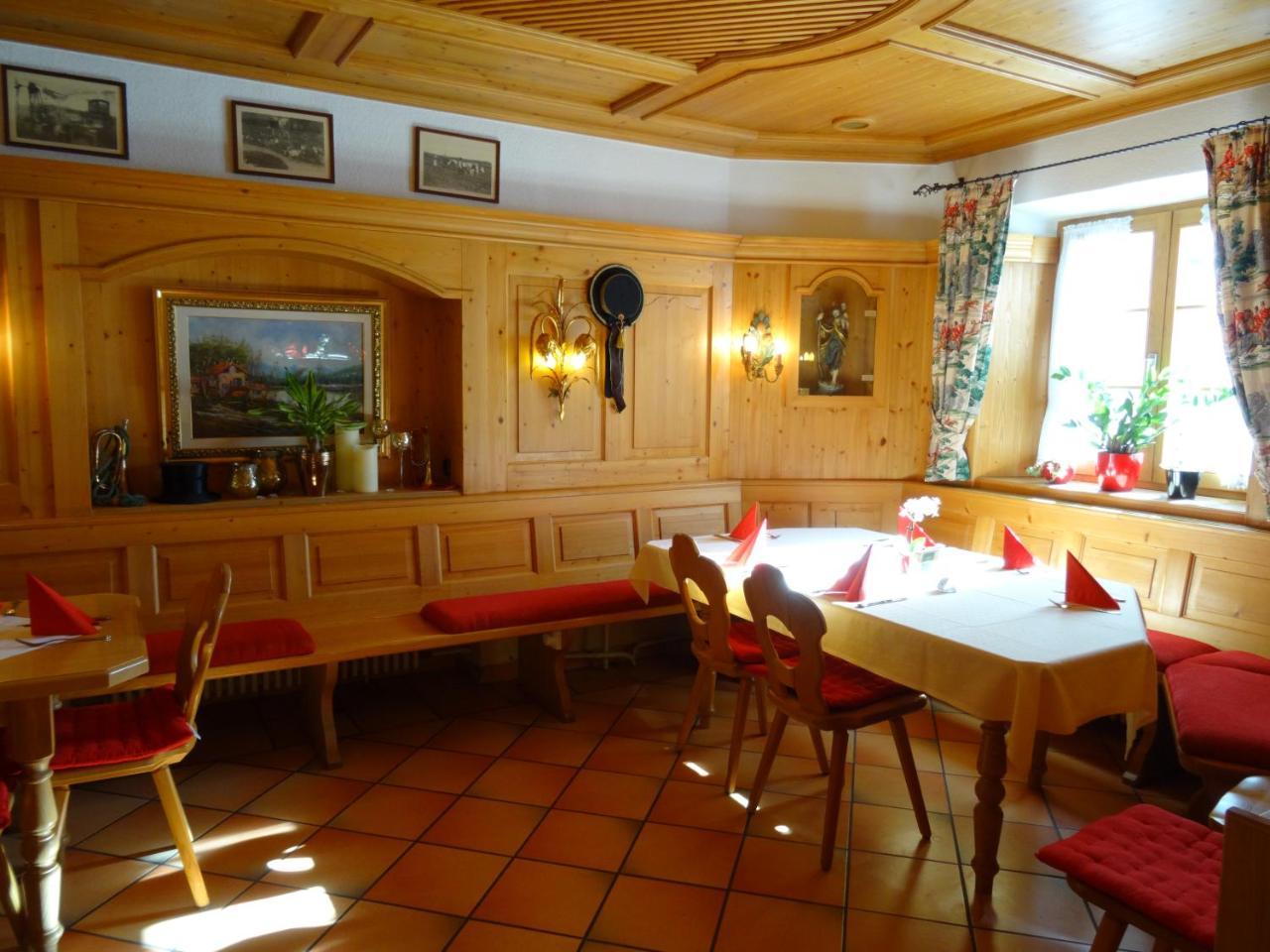 Hotel Gasthof Forelle Siegsdorf Bagian luar foto