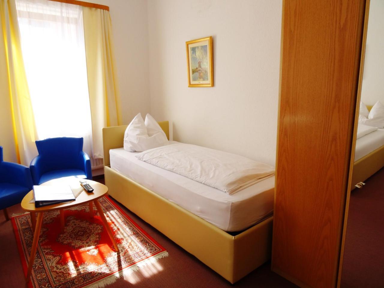 Hotel Gasthof Forelle Siegsdorf Bagian luar foto