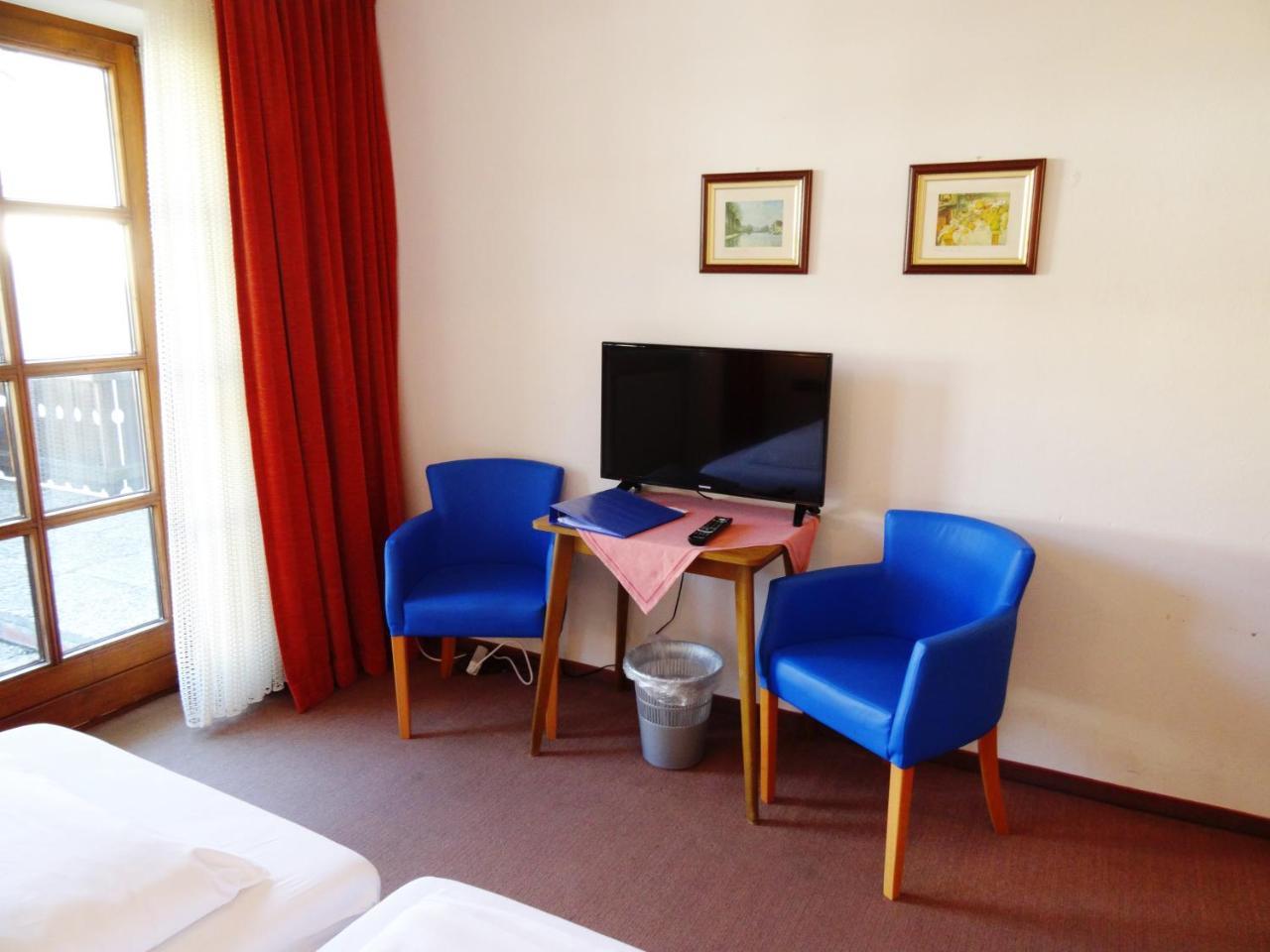 Hotel Gasthof Forelle Siegsdorf Bagian luar foto