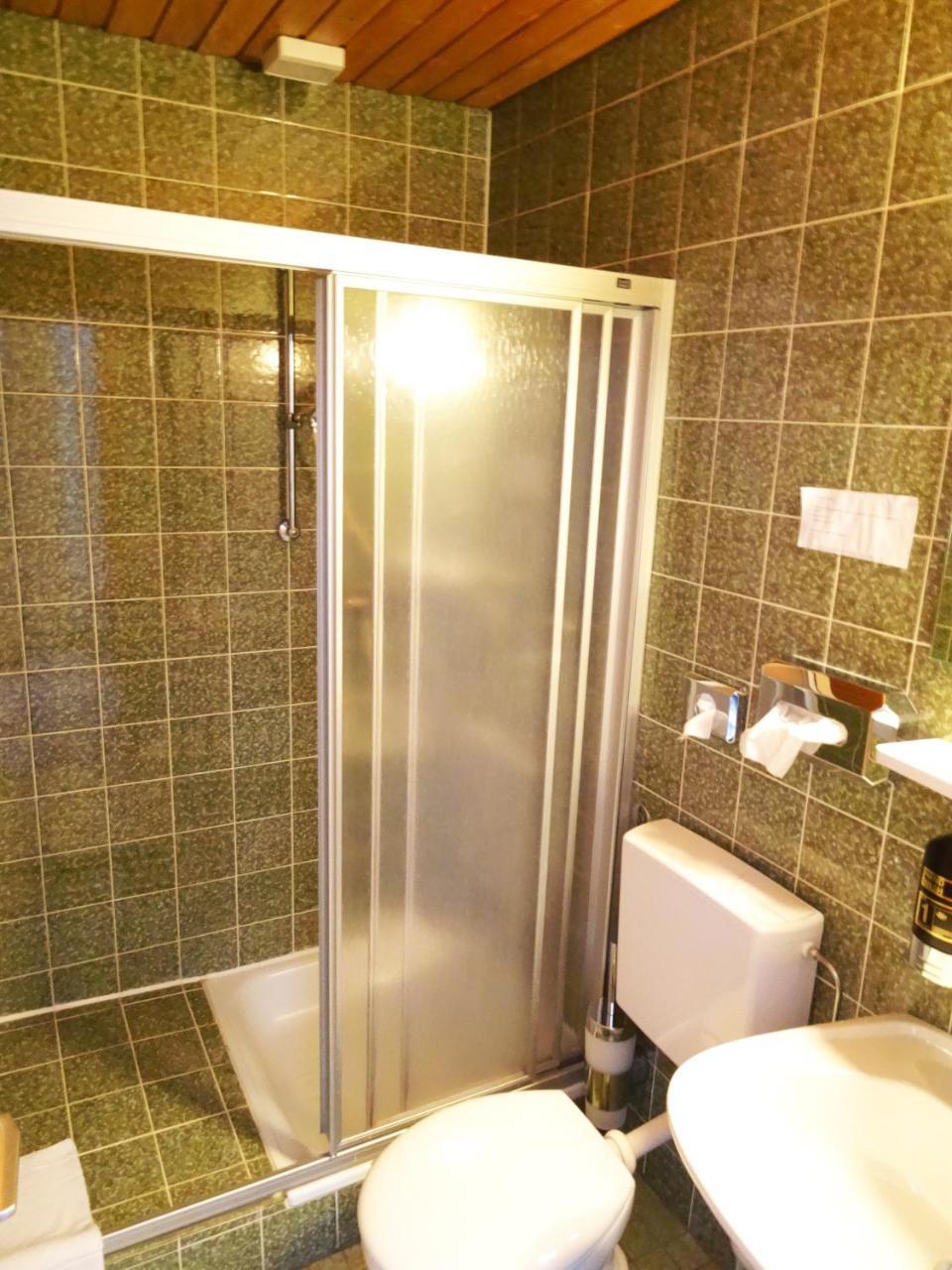 Hotel Gasthof Forelle Siegsdorf Bagian luar foto